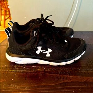 Under Armour Charged Assert 6.5 Women